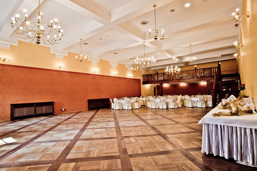 Hotel Stara Szmergielnia Бельсько-Бяла Екстер'єр фото