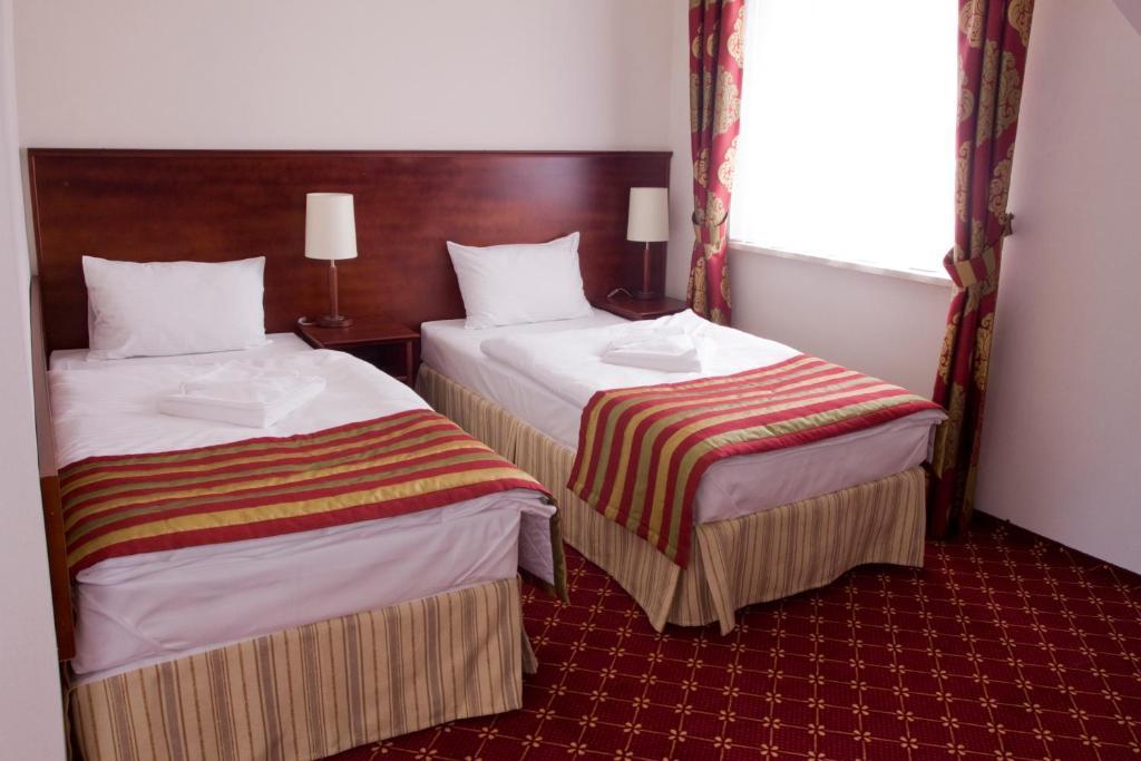 Hotel Stara Szmergielnia Бельсько-Бяла Номер фото